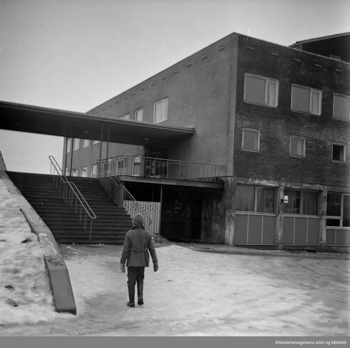 Manglerud Kombinerte Skole. Februar 1961
