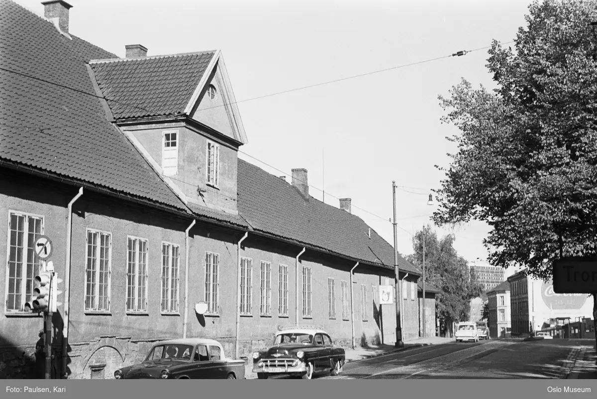 Oslo Ladegård, gateløp, biler, bygårder