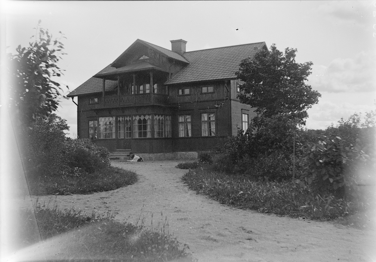 Karlinders hus i Drävle, Altuna socken, Uppland 1908