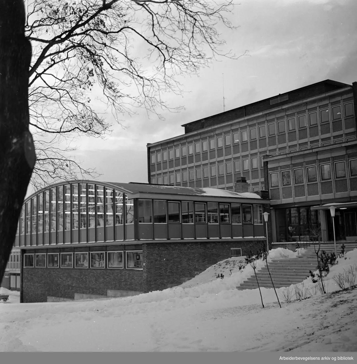 Blindern. Norges elektriske materiellkontroll. Desember 1959
