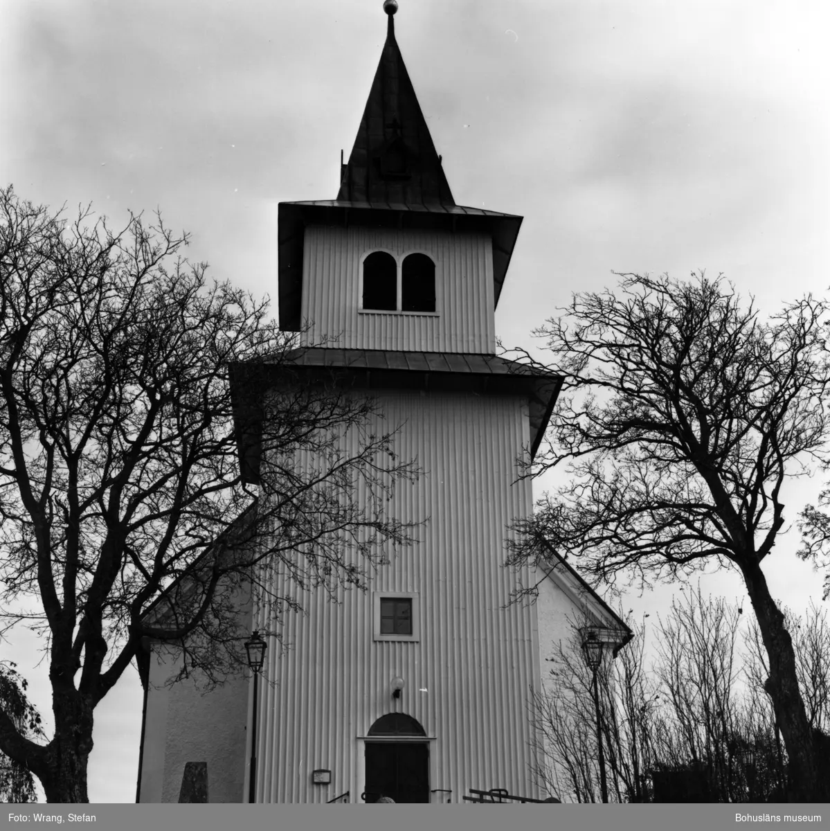 Text till bilden:"Foss kyrka".