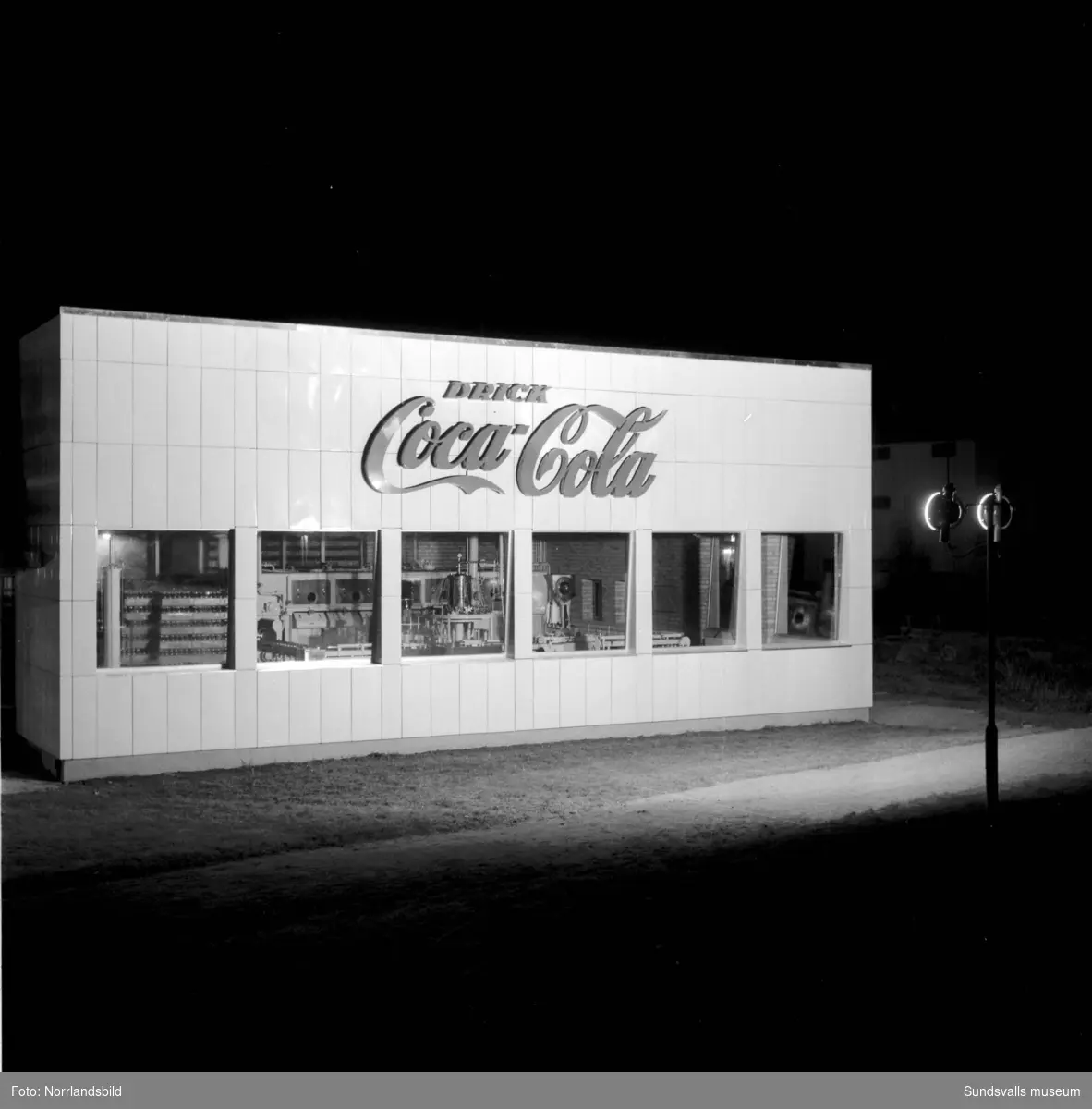 Coca-Cola-fabriken i Nacksta, exteriörbilder.