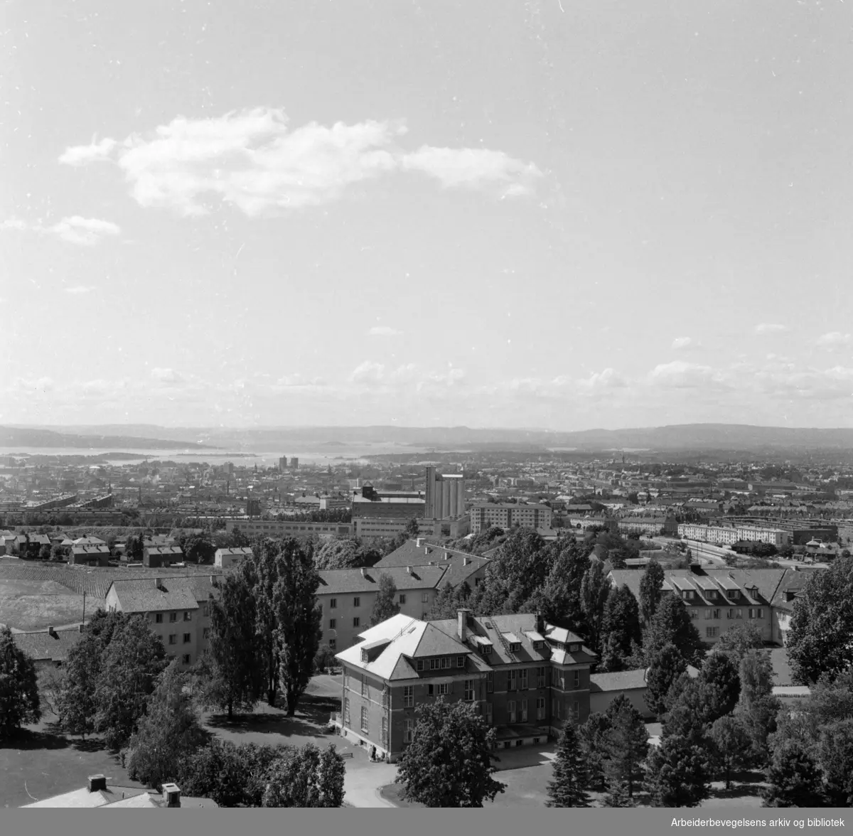 Statens Attføringsinstitutt ved Aker Sykehus. Juli 1959