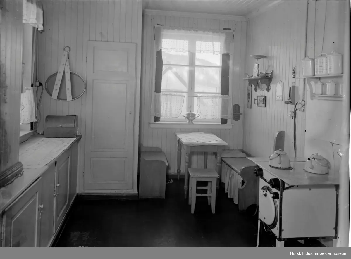 Interiør av kjøkken i Tinnebyen 39.b.