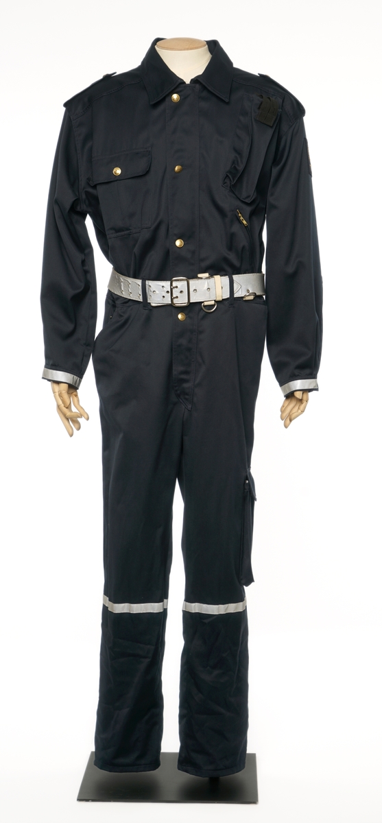 Uniform - Norsk Tollmuseum / DigitaltMuseum