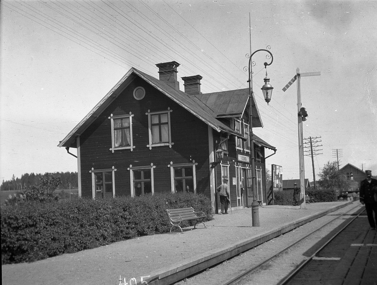 Frösunda station.