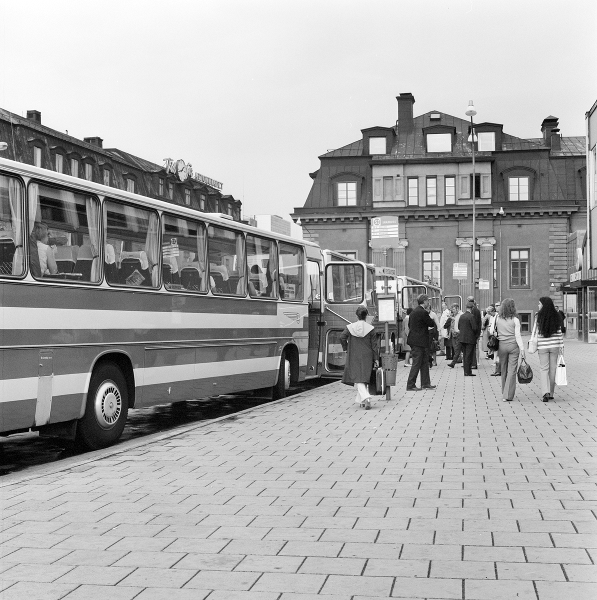SJ, Statens Järnvägars bussterminal, Klarabergsviadukten