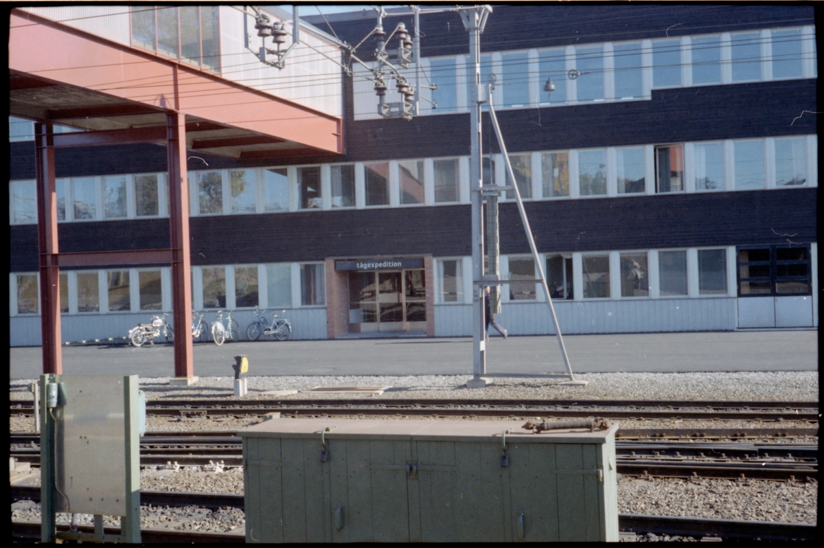 Bangård och stationshus vid Borlänge centralstation.