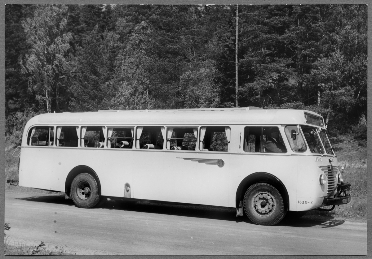 Scania-Vabis 2B21. Statens Järnvägar, SJ buss 1635.