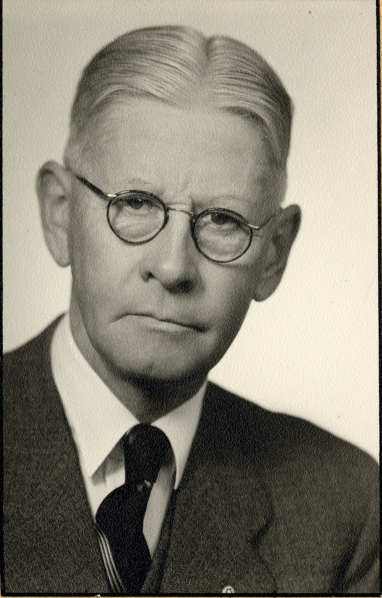 Nils Gustaf Bergman, Stins i Ljusdal 1935-1941