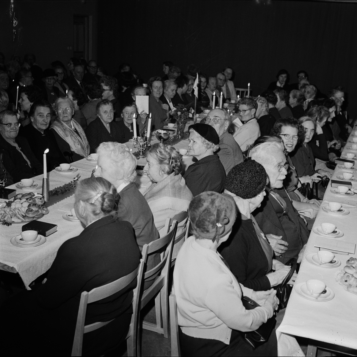 Röda Korset - luciafest för pensionärer, Uppsala 1959