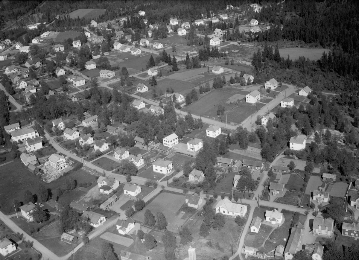 Flygfoto över Malmbäck i Nässjö kommun. Nr O 995.