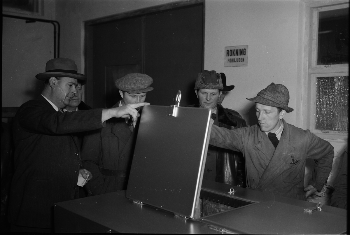 Österlövsta Storkommun - "skärplingeindustri beses av kommunalpampar", Uppland 1954