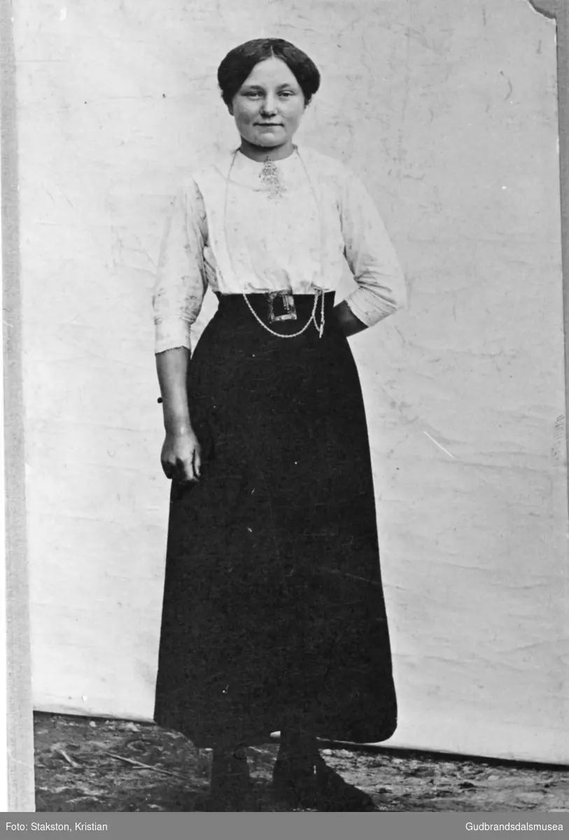Eline Nyhus (f. 1899 g. Viken)