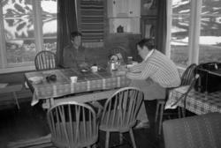 Måsvassbu ca 1986. Kaffepause Måsvassbu.