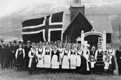 17. mai ved Skjåk kyrkje 1923