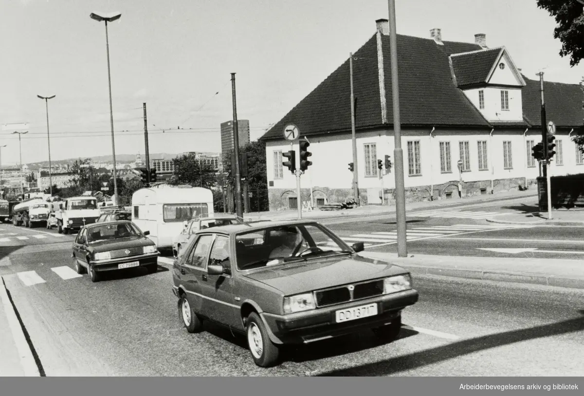 Gamlebyen. Hjørnet Bispegata / Oslogate. September 1980