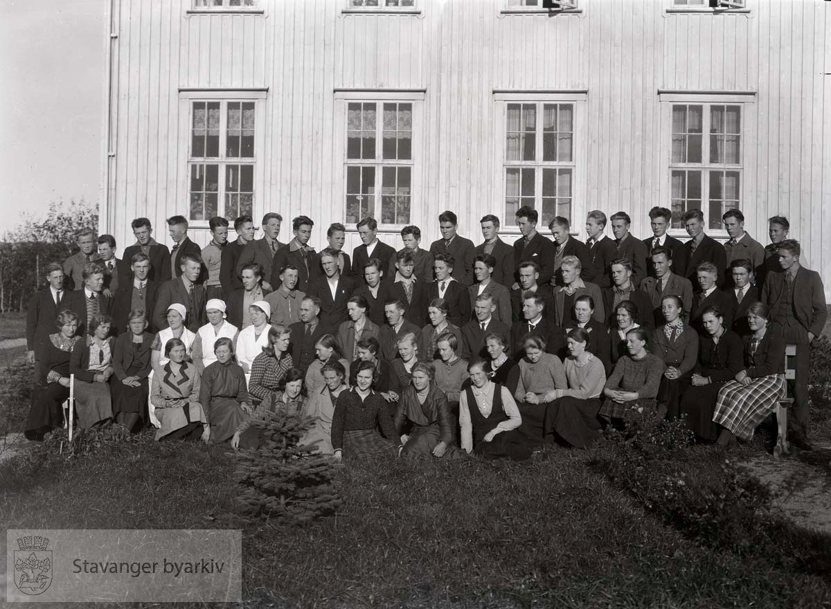 Kinamisjonens ungdomsskole, Nærbø