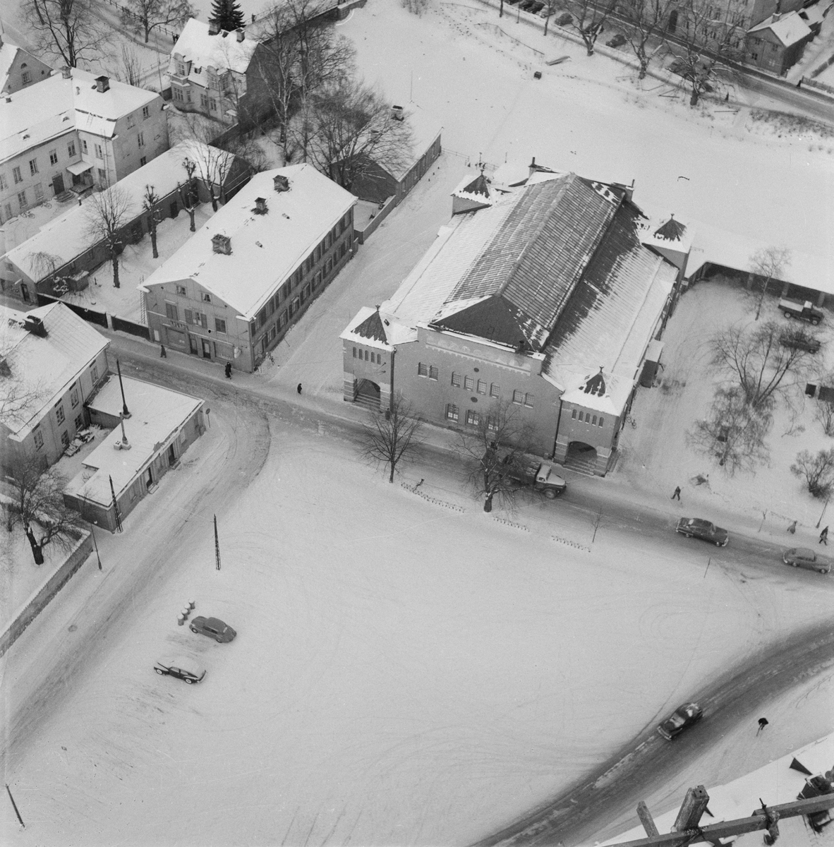Vy över staden från Uppsala domkyrka, Uppsala 1952
