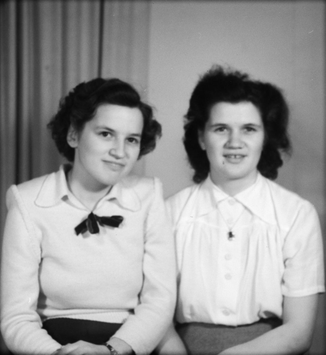 Familjen Hägg från Norrgärdet, Alunda socken, Uppland 1951