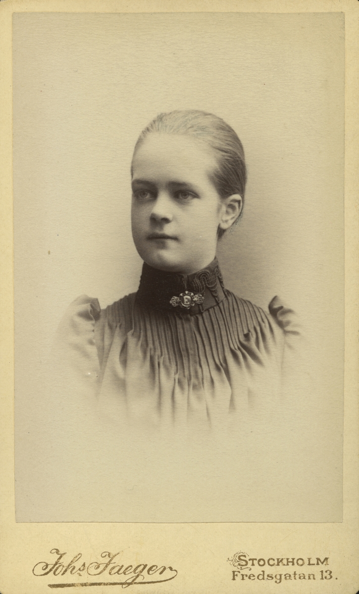 Elsa Wahlberg, 1890.