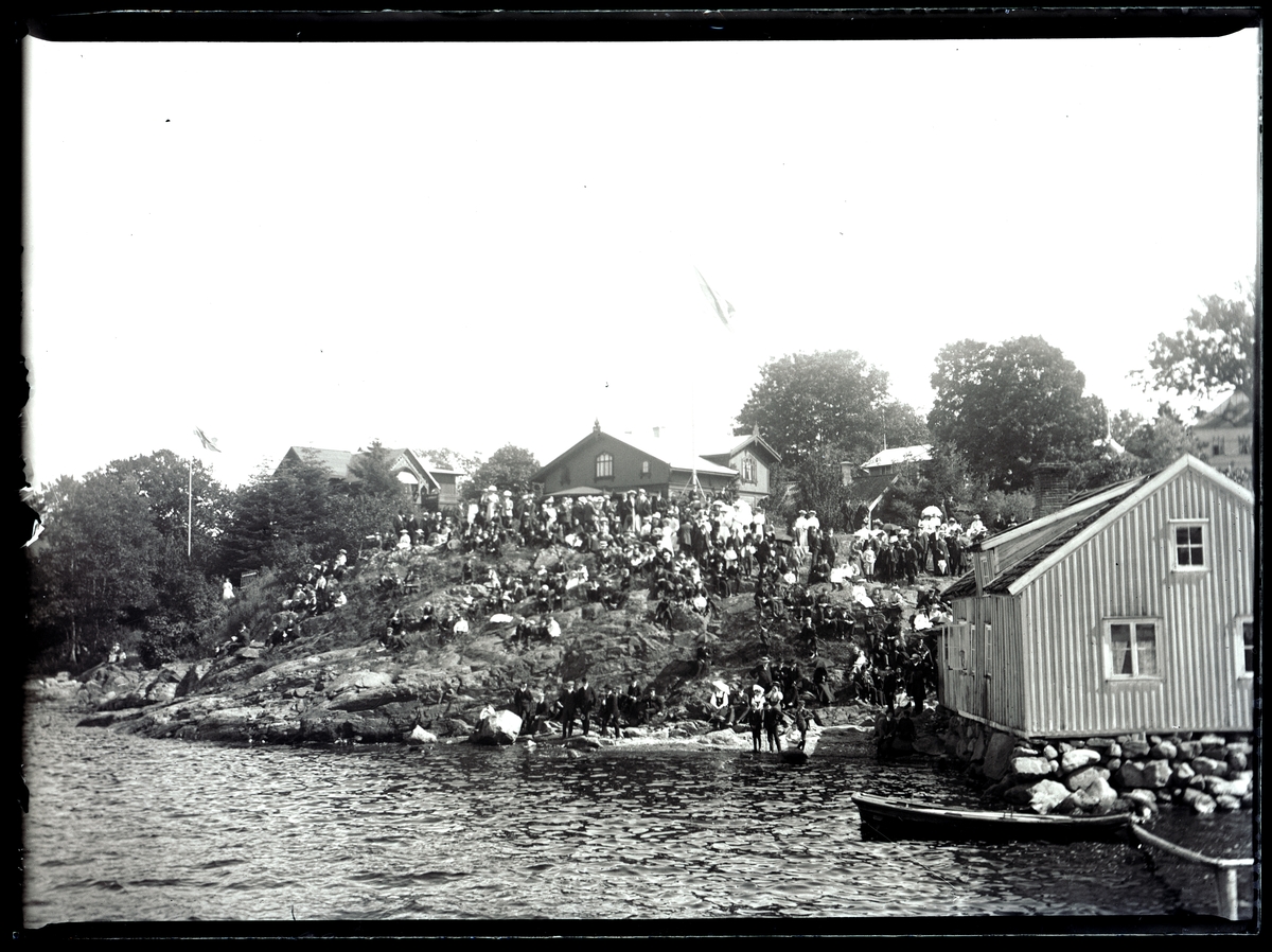 Enligt text som medföljde bilden: "Gustavsberg kappseglingen Aug 09".
