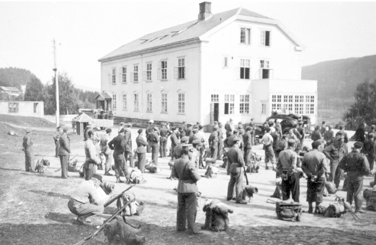 Befalskurs på Riisby i Nordre Land våren 1945.