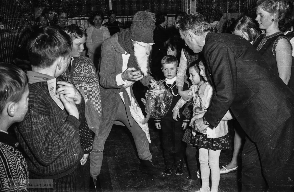 "Nyttår 1968"."Juletrefest (korpset)"