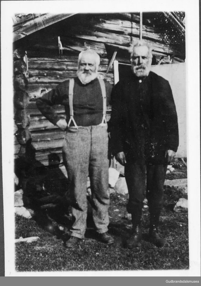 Sjugurd Knudsen og Iver Olsen (fargar`n) (1847-1934)