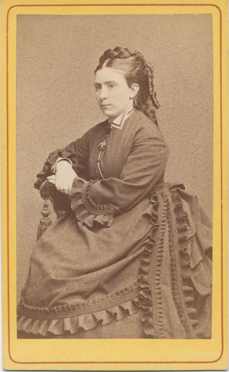 Adéle (Adelaide) von Horn, född Rettig. Syster till John Rettig.