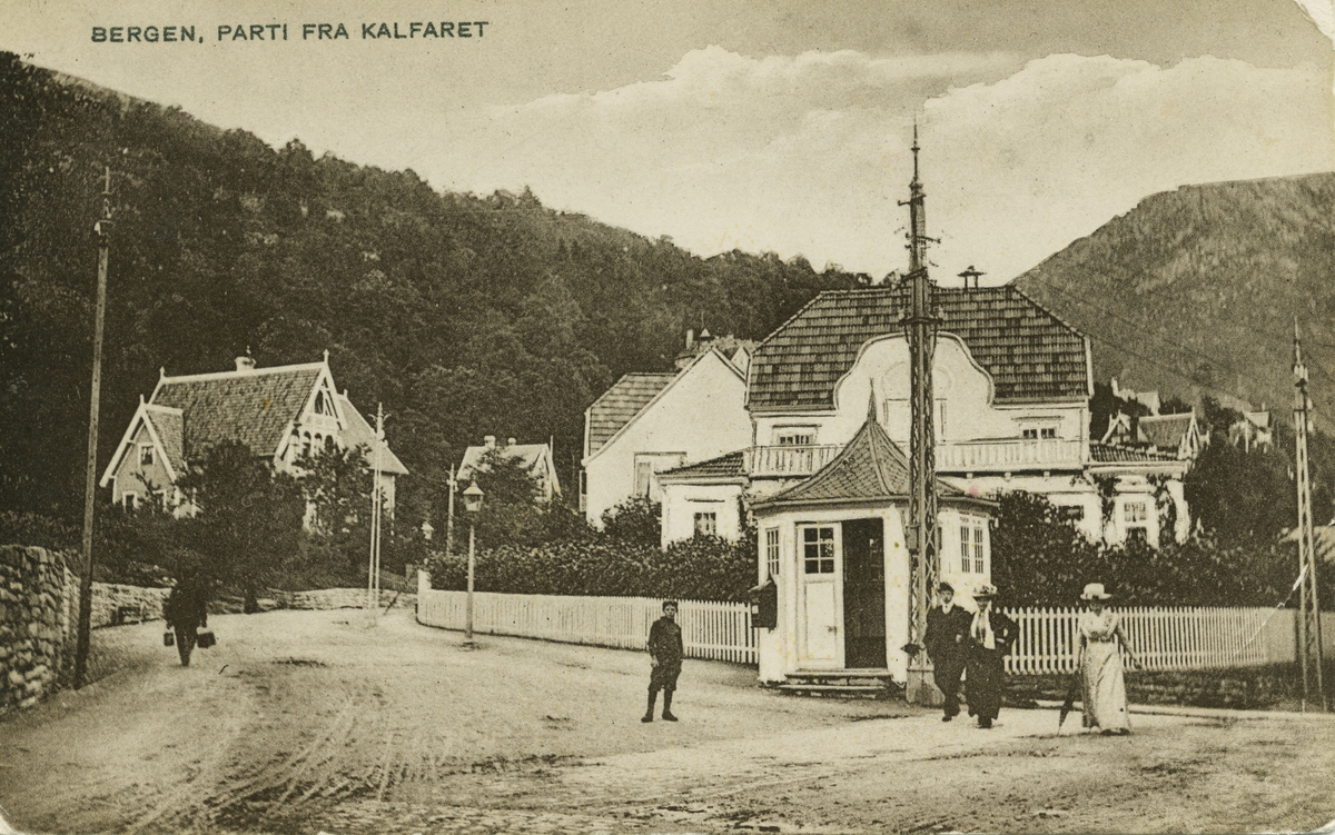 Bergen. Kalfaret, Kalvedalsveien. Utgiver: C. A. F., før 1915.