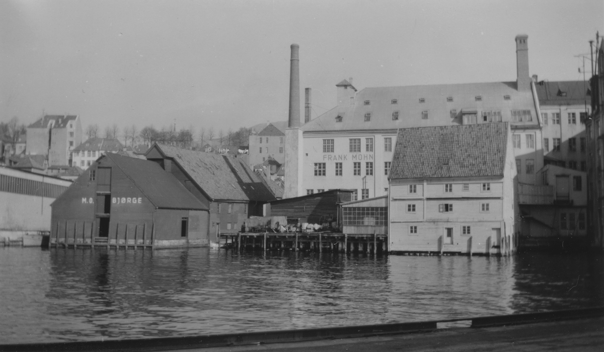 Bergen. Verftsgaten 2-4, 1950.