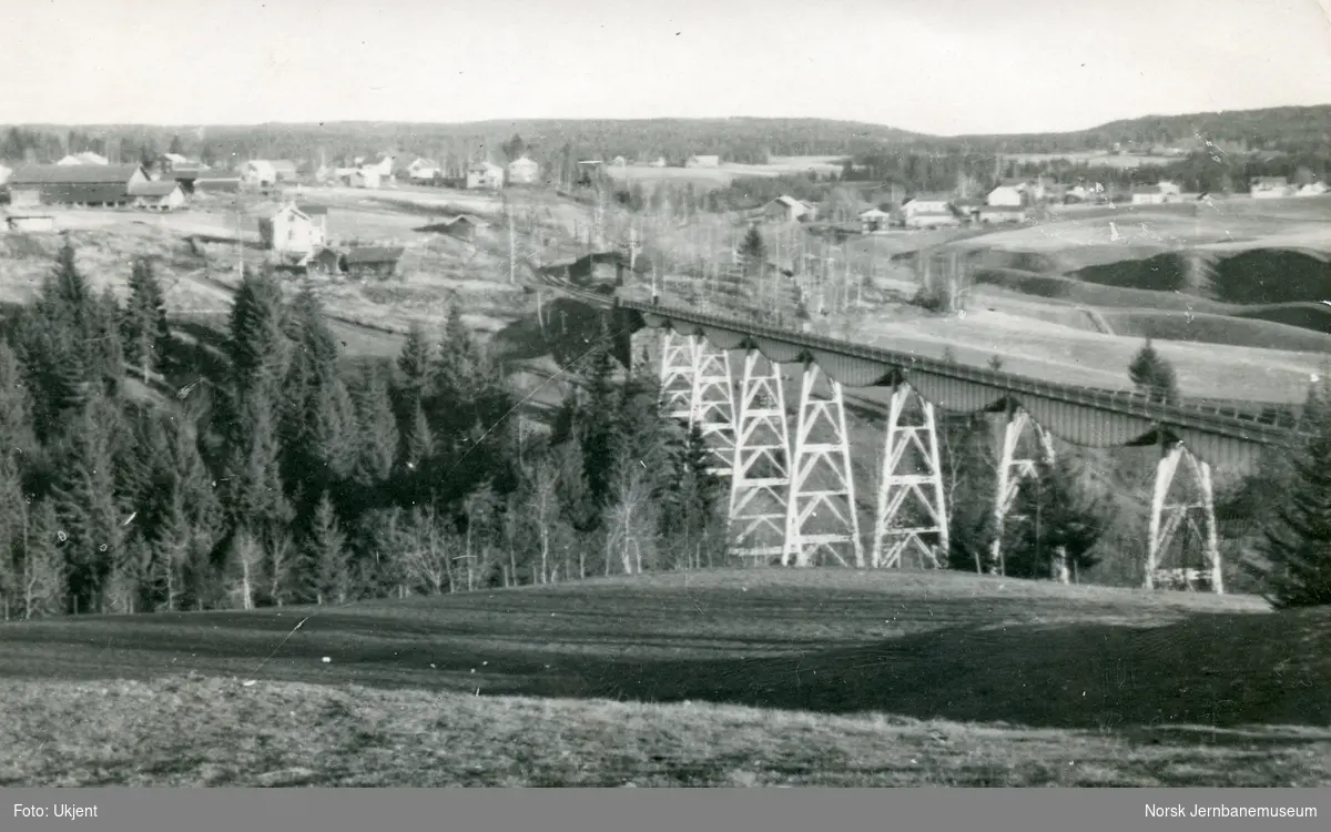Solberg viadukt ved Tomter på Østfoldbanen, Østre linje
