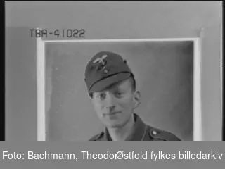 Portrett av tysk soldat i uniform, gefreiter Riemer. L 51352 G. (usikker på G'en).