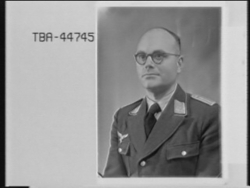 Portrett av tysk soldat i uniform,  luftwaffeofiser, Karl Na