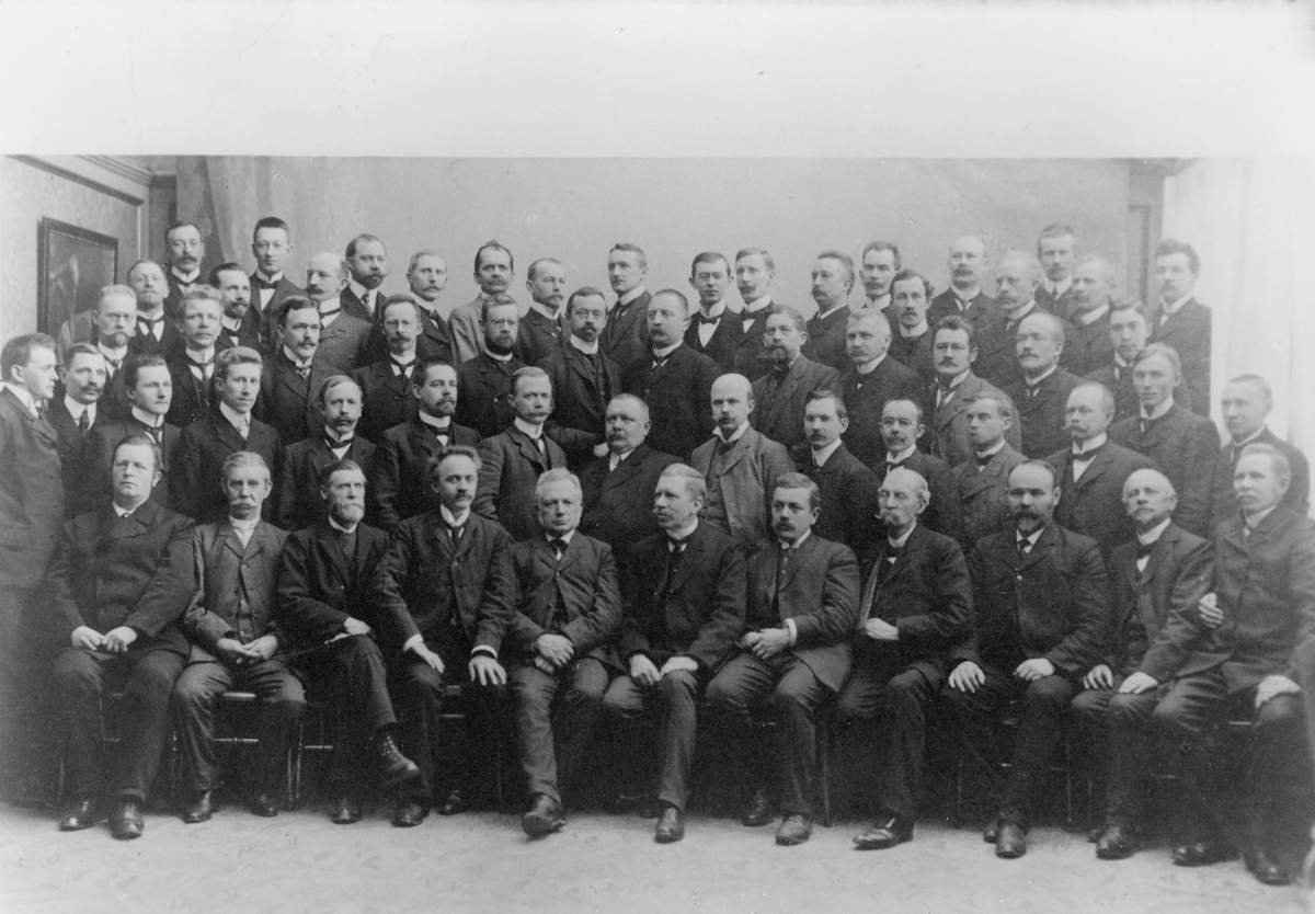 gruppebilde, postkontor, Oslo, personale ved reiseavdelingen 1. mai 1909, Kristiania omkarteringskontor