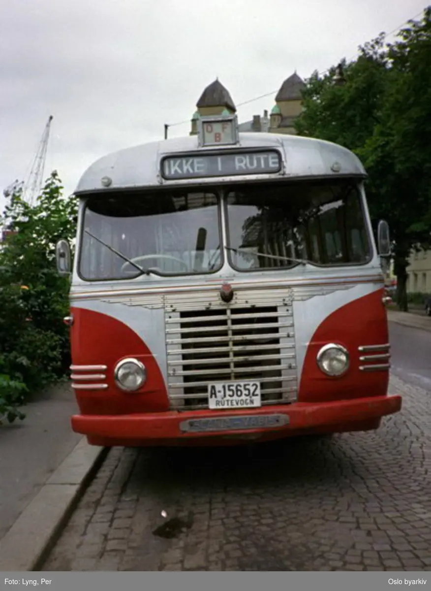 Buss, Oslo og Follo Busstrafikk, OFB buss A-15652 ved Børsen, i Strandgata.