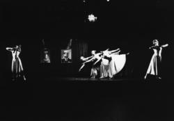 "Døden eller kongens rytter", teaterforestilling av Wole Soy