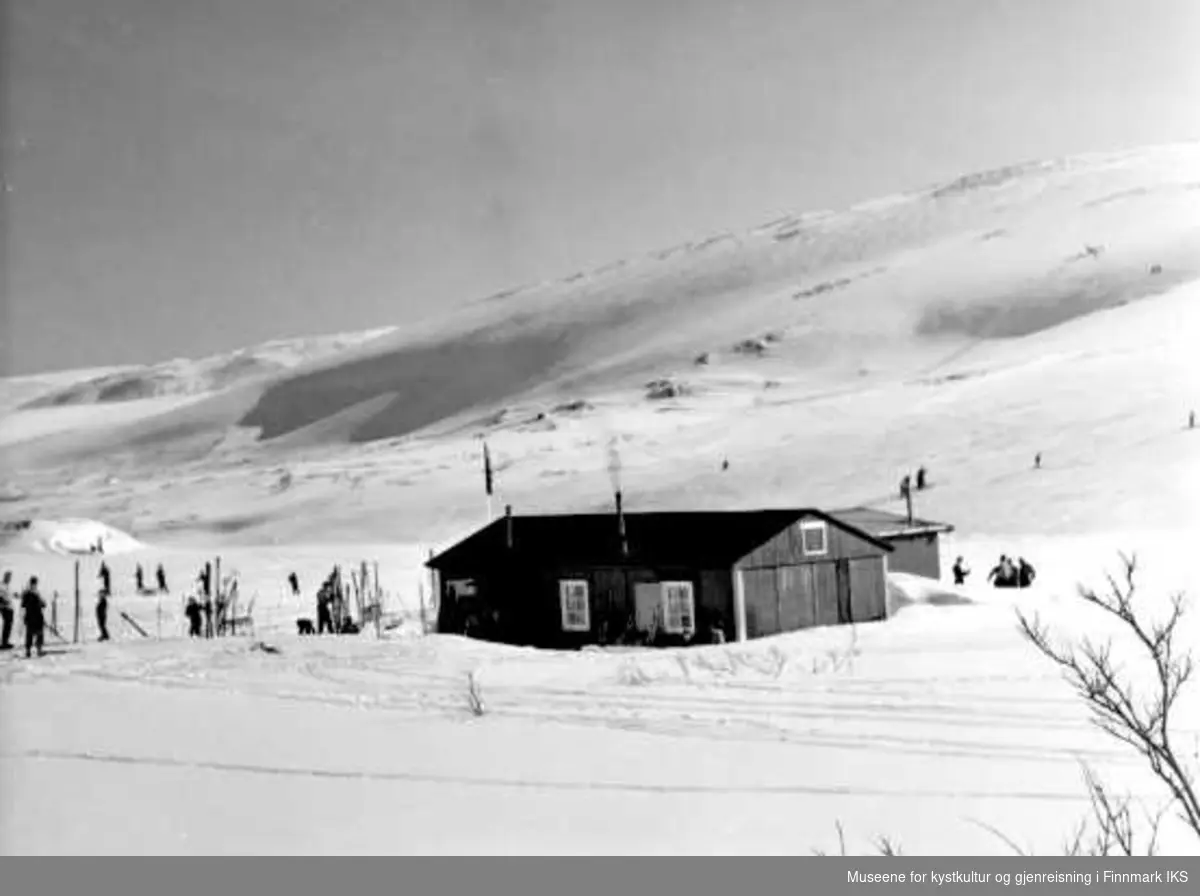 Skihytta i Storelvdalen, ca 1960