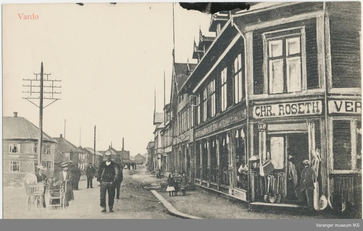 Postkort, Christian Roseths forretning i Strandgata, tidlig 1900-tall