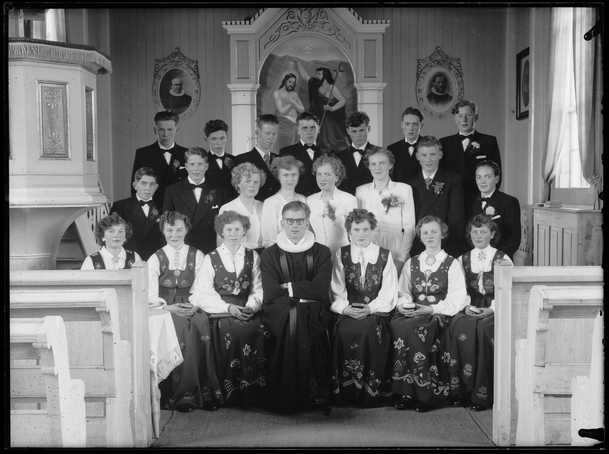 Konfirmanter i Brekken kirke, 1953