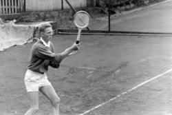 Jon Erik Ross, Hamar IL, tennis.