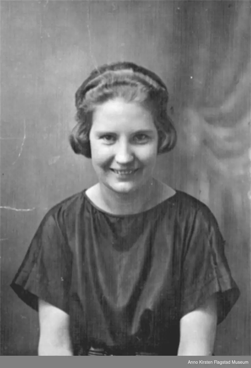 Kirsten Flagstad. Portrett 1915. Kirsten Flagstad. Portrait 1915. 