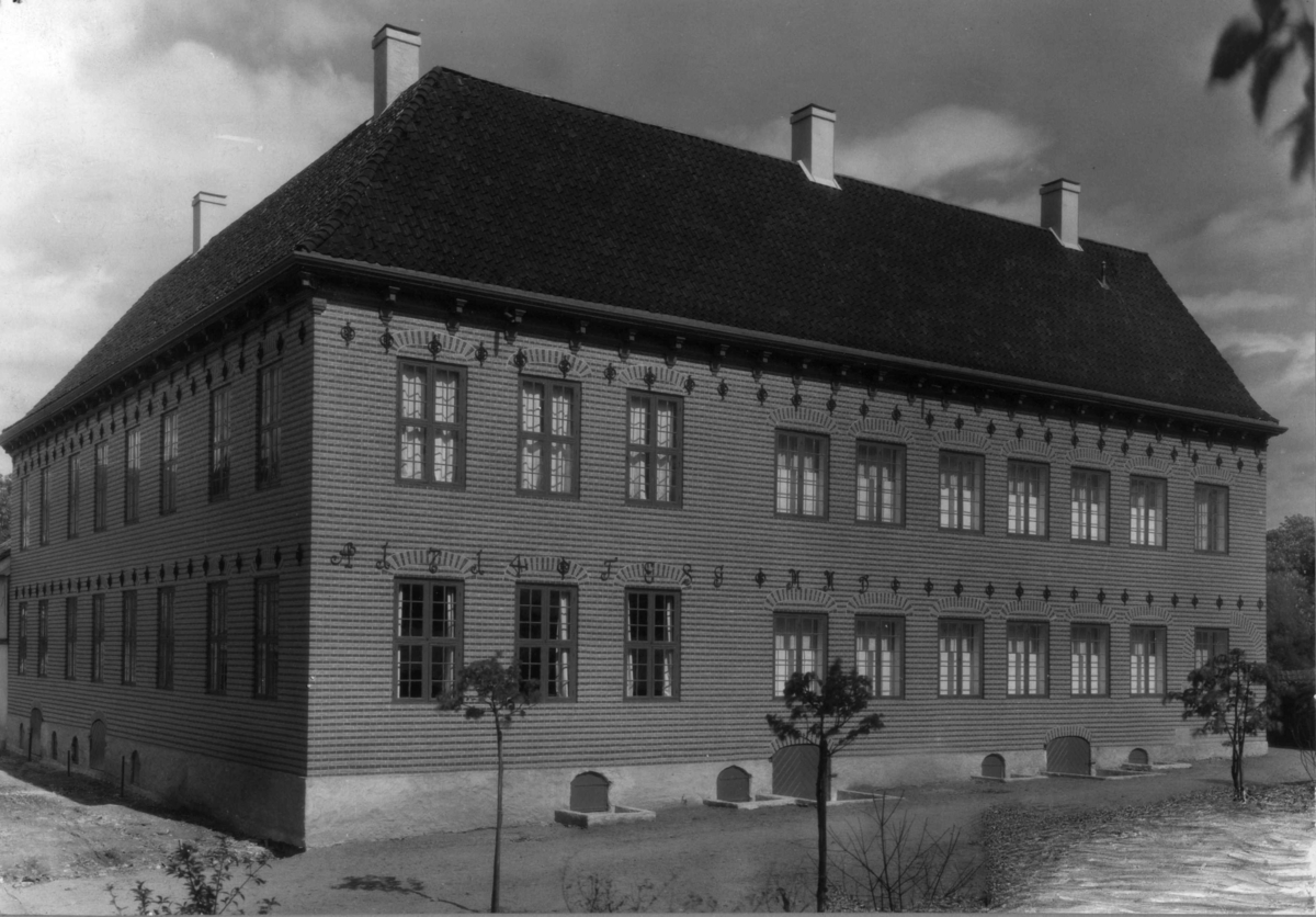 "Generalitetsgården" eller "Det gamle Finansdepartement", Dronningensgt. 15, Oslo.