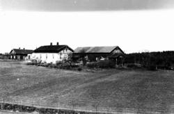 Søndre Ås gård, Holmlia, Oslo, Østre Aker. Husene fotografer