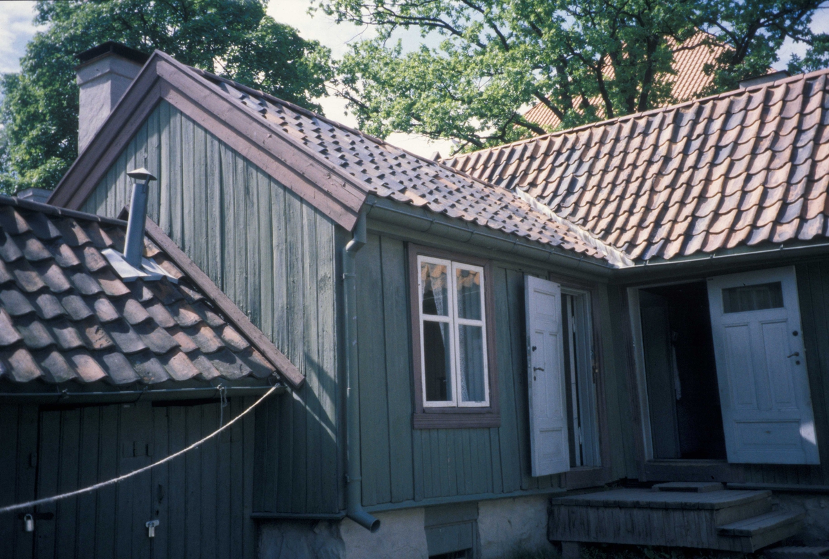 Forstatshus fra Enerhaugen, nå på Norsk Folkemuseum Johannesgt 12, ca. 1840, NF203.