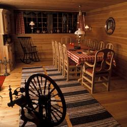 Spisestue i kjeller. Nye Bonytt 1975-2.