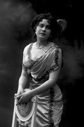 Portrett, frøken Sommerfeldt, Centralteateret 1911.