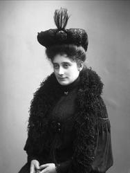 Portrett av Barbra Knagenhjelm, født Ihlen.