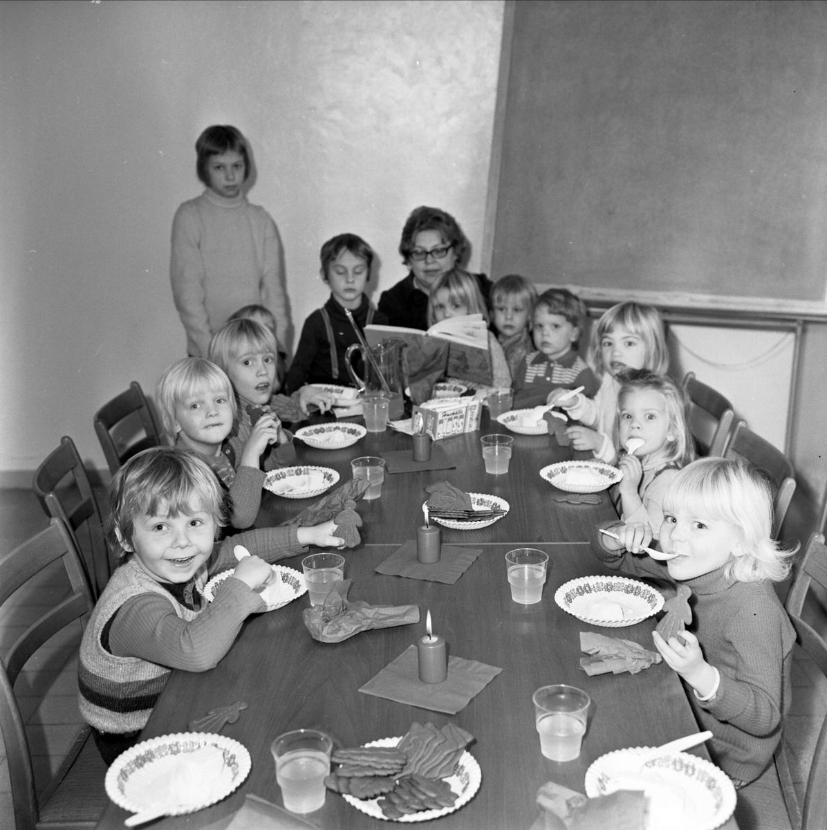 "Sagoslut" med Margaretha Martinsson i Söderfors, Uppland december 1973